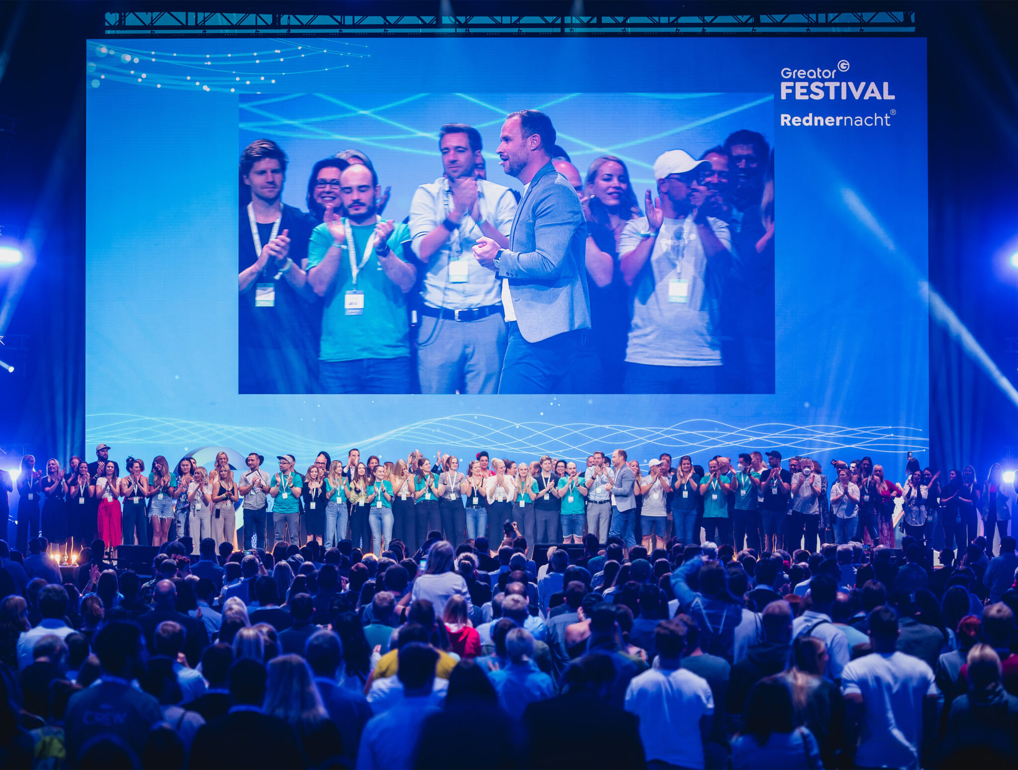 mario hintermayer mh charity podcast eq der herzen donvesting greator festival 2025 1 Mario Hintermayer https://mariohintermayer.com