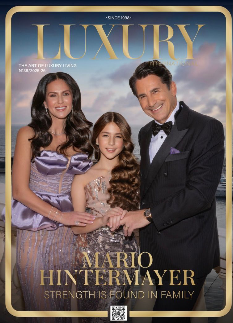 Magazincover „Luxury International“ mit dem Titel „Mario Hintermayer“ und einem Familienfoto.